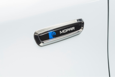 INSIGNIA/BADGE MOPAR LATERAL GRANDE, Belt
